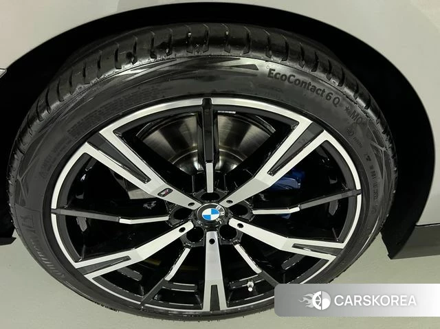 BMW 5 Series (G60) id 4532878 из Кореи 7