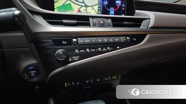 Lexus ES300h 7th generation id 4435504 из Кореи 7