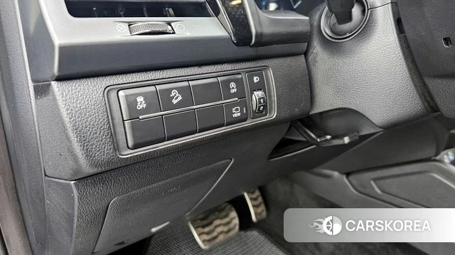 Ssangyong The New Rexton Sports Cannes id 3871451 из Кореи 7