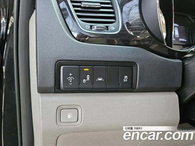 Kia The New Carnival id 2622217 из Кореи 7