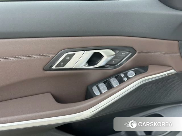 BMW 3 series id 4297582 из Китая 7