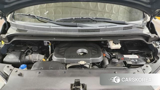 Hyundai The New Grand Starex id 4615316 из Кореи 7