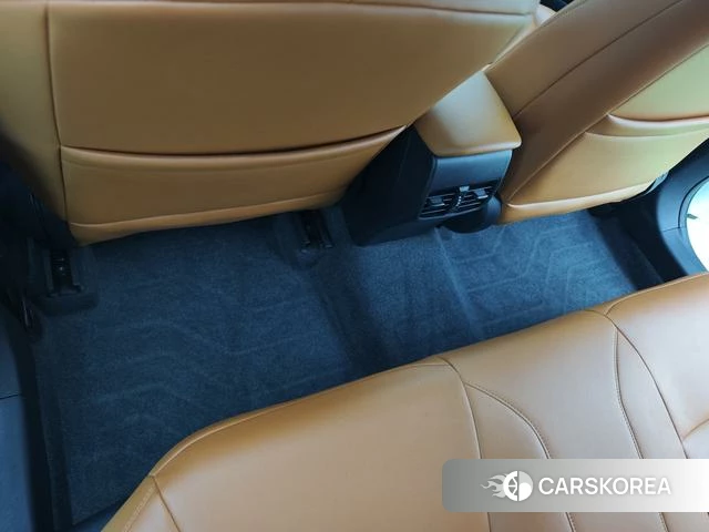 Toyota Corolla id 4238537 из Китая 7