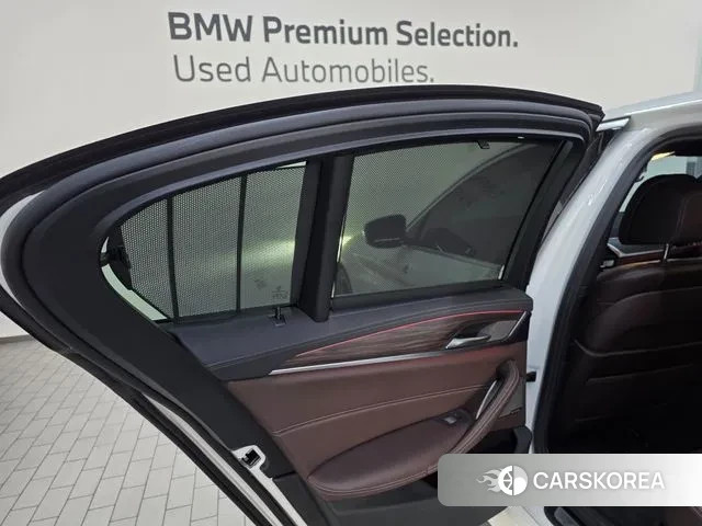 BMW 5 Series (G30) id 3407303 из Кореи 7