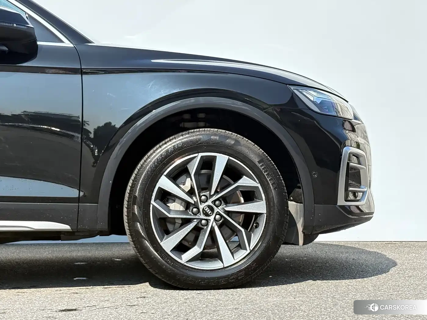 Audi Q5L id 4680811 из Китая 7