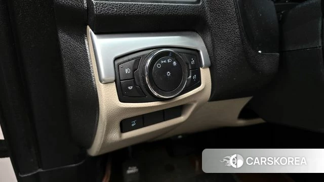 Ford Explorer id 3917407 из Кореи 7