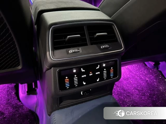 Audi A6L id 4259583 из Китая 7