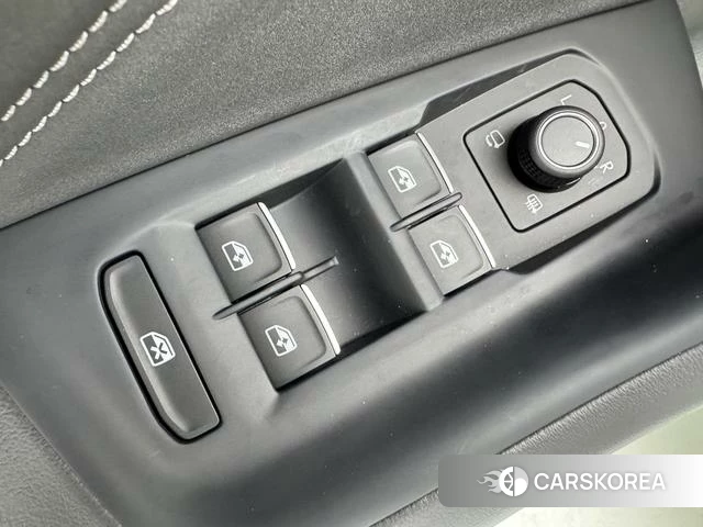 Volkswagen CC id 3920825 из Китая 7