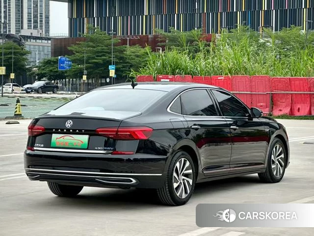 Volkswagen Passat PHEV id 4221893 из Китая 7