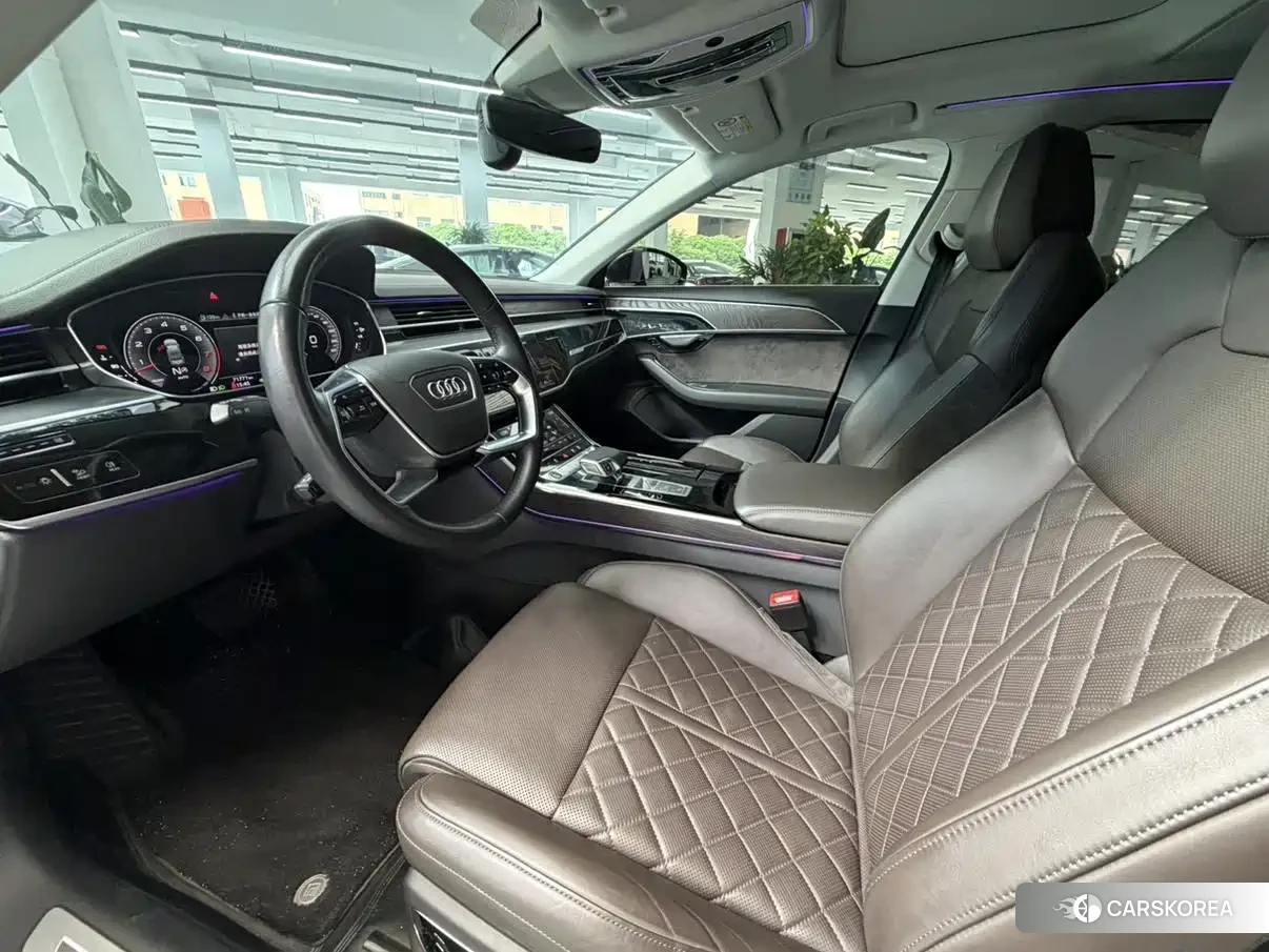 Audi A8 id 4686176 из Китая 7