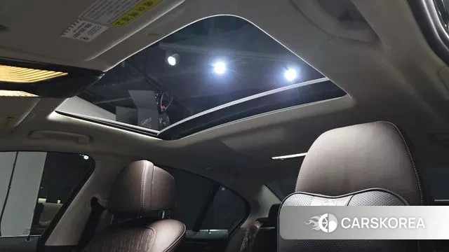 BMW 5 Series (G30) id 3736610 из Кореи 7