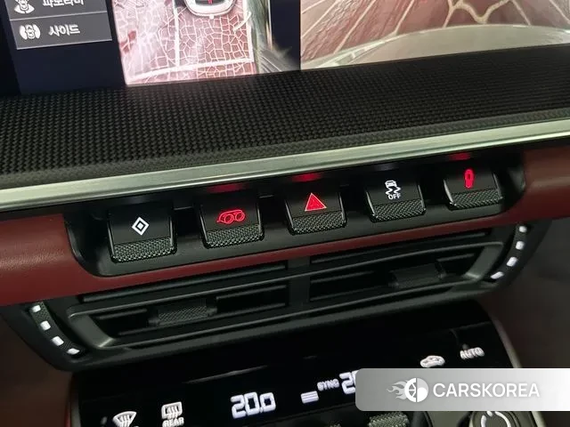 Porsche 911(992) id 3023666 из Кореи 7