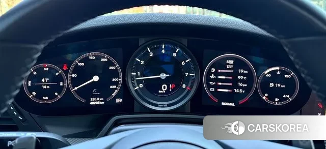 Porsche 911(992) id 3733264 из Кореи 7