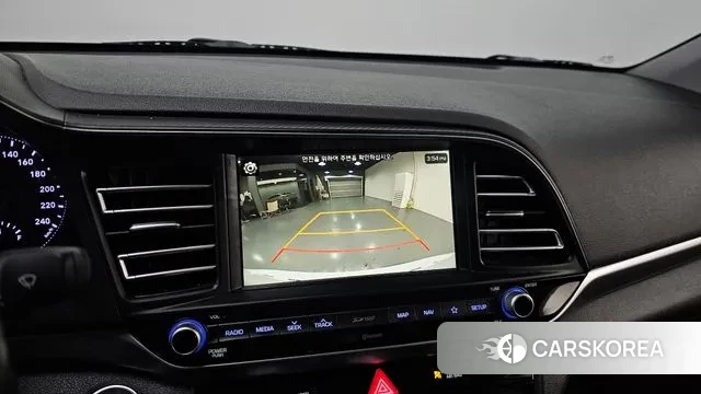 Hyundai The New Avante AD id 3728378 из Кореи 7