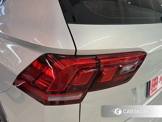 Volkswagen Tiguan L id 4257337 из Китая 7