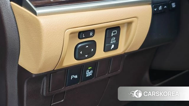 Lexus New ES300h id 4596383 из Кореи 7
