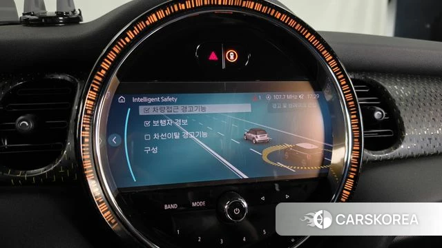Mini Cooper Electric id 4848677 из Кореи 7