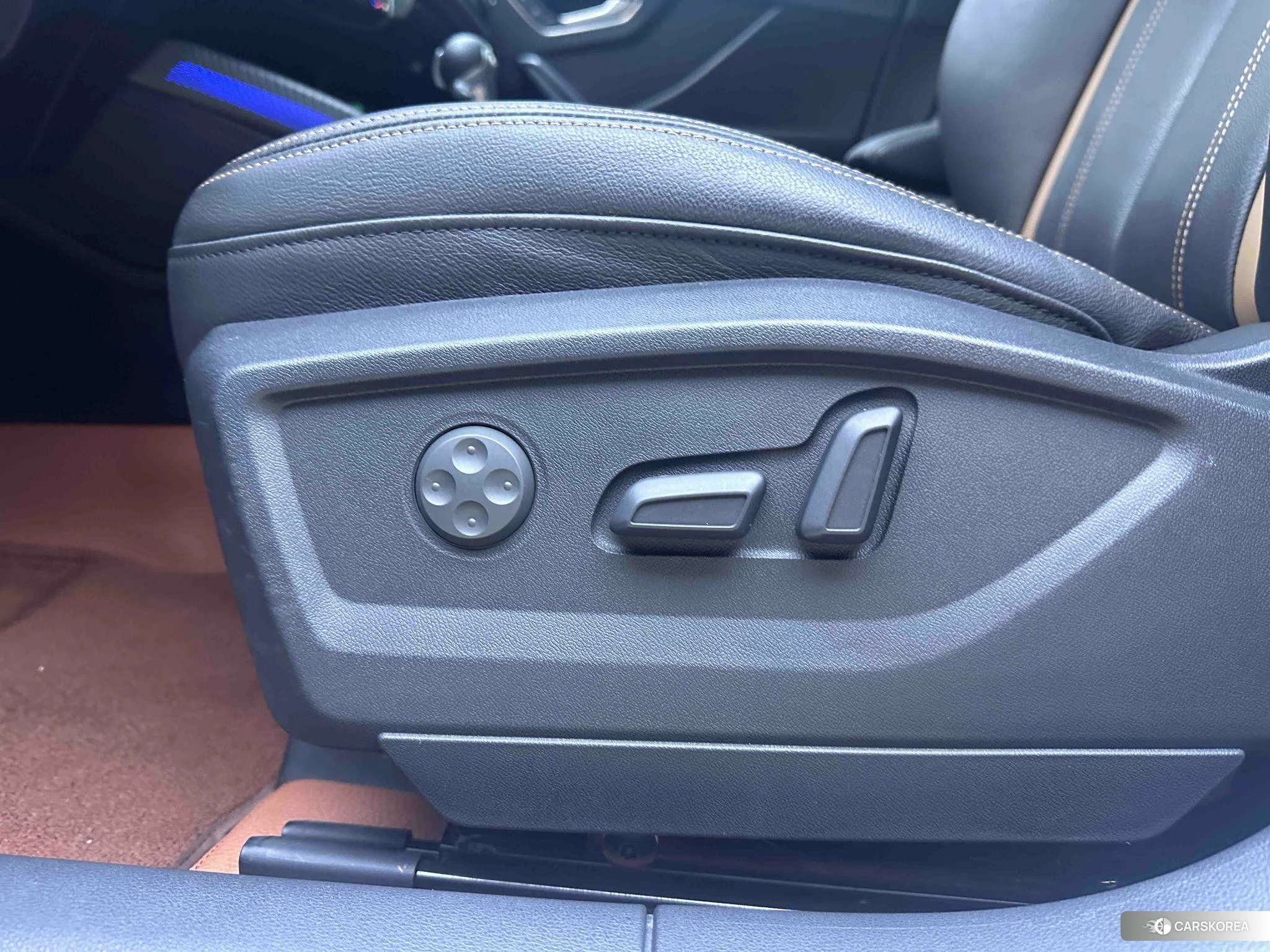 Audi Q2L id 4514991 из Китая 7