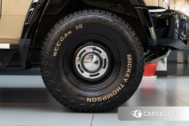 Toyota Land Cruiser 70 Series id 4307742 из Китая 7