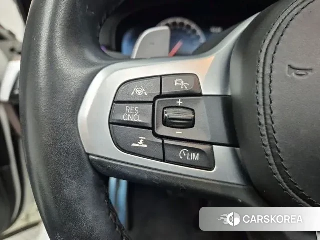 BMW 5 Series (G30) id 3391249 из Кореи 7