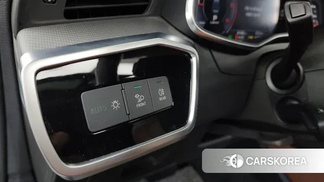 Audi A6 (C8) id 3626349 из Кореи 7