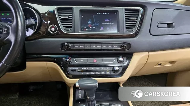 Kia The New Carnival id 2991284 из Кореи 7