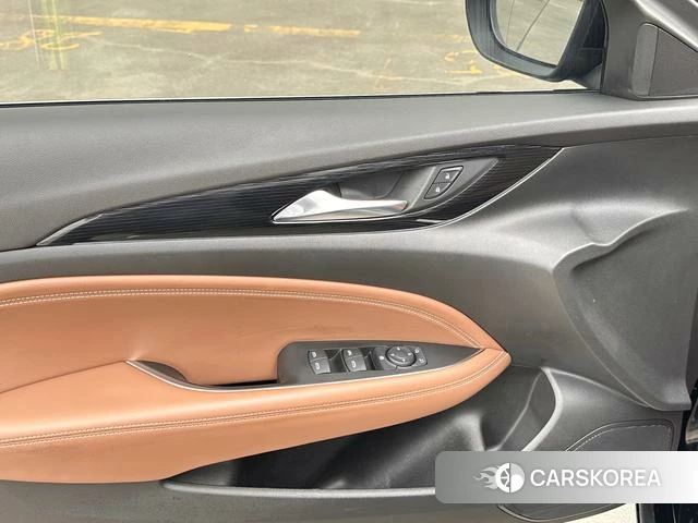 Buick Regal id 4234814 из Китая 7