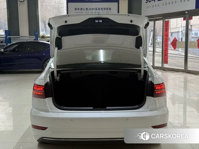 Volkswagen Sagitar id 4264880 из Китая 7