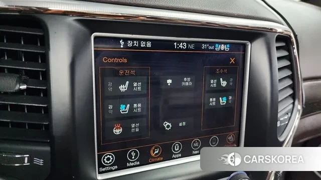 Jeep Grand Cherokee id 3000413 из Кореи 7