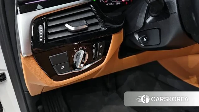 BMW 5 Series (G30) id 3473023 из Кореи 7