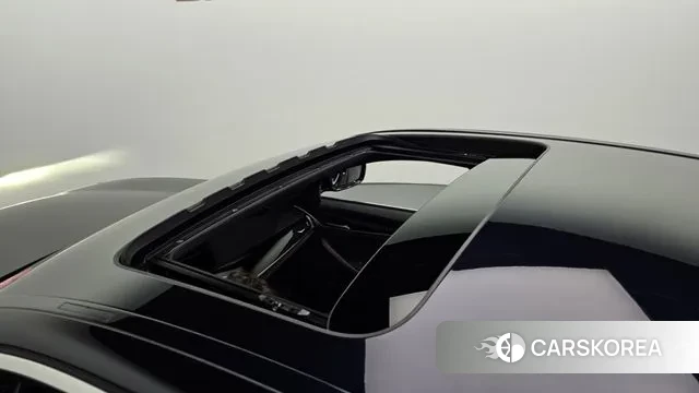 BMW 5 Series (G30) id 3758935 из Кореи 7