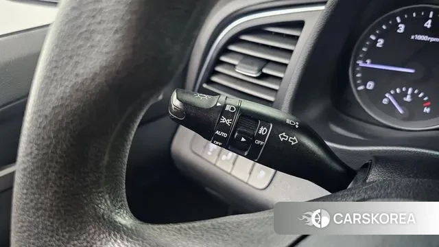 Hyundai Avante AD id 3728707 из Кореи 7