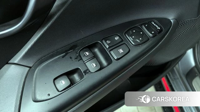 Hyundai Veloster (JS) id 3911844 из Кореи 7