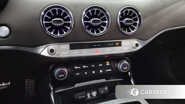 Kia Stinger id 3494395 из Кореи 7