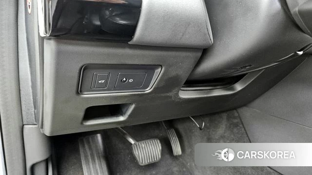 Land Rover Discovery 5 id 3925067 из Кореи 7