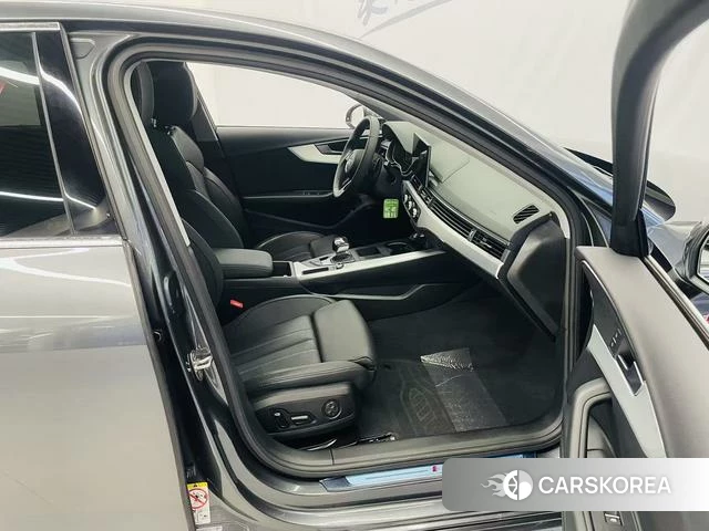 Audi A4L id 4258877 из Китая 7