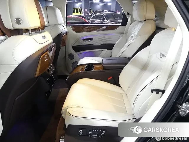 Bentley Bentayga id 3073956 из Кореи 7