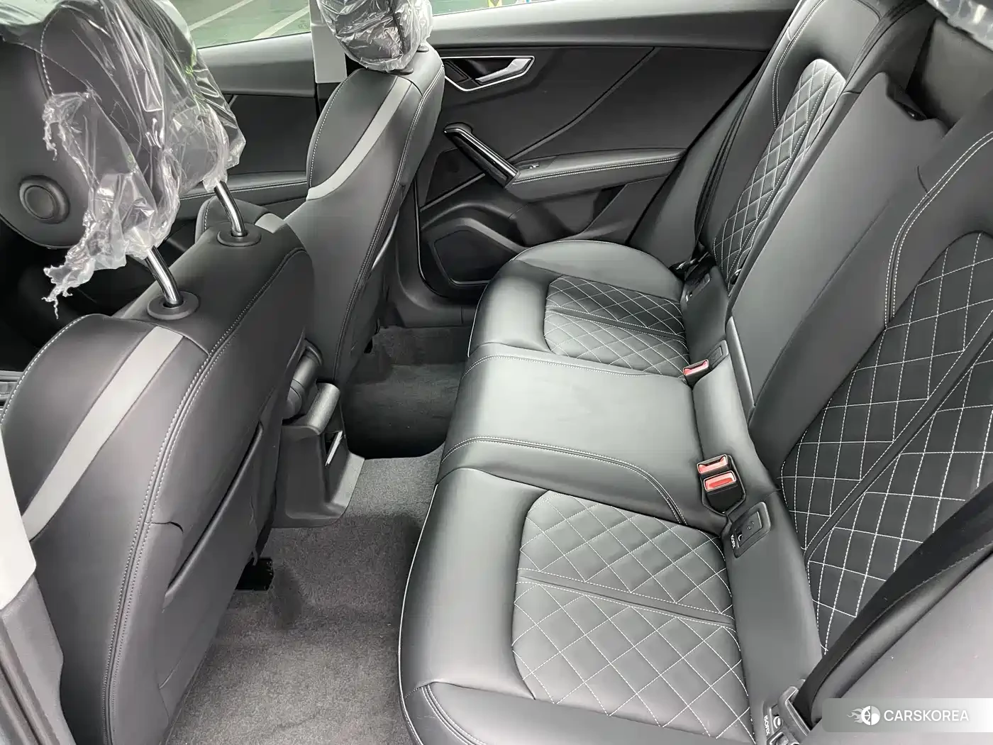 Audi Q2L id 4680667 из Китая 7