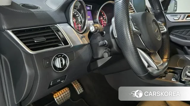 Mercedes-Benz GLE - Class W166 id 2966725 из Кореи 7