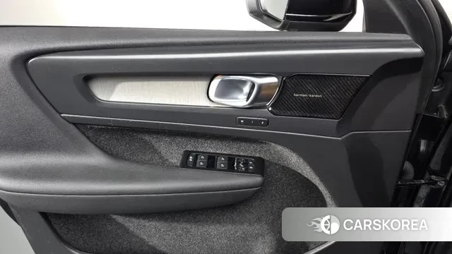 Volvo XC40 id 3384115 из Кореи 7