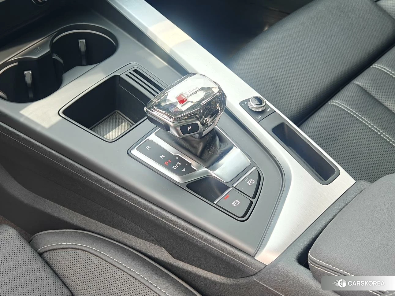 Audi A4L id 4455097 из Китая 7