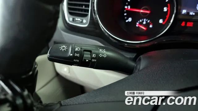 Kia The New Carnival id 2711761 из Кореи 7