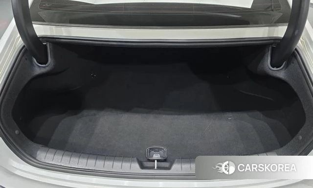 Hyundai Grandeur (GN7) id 4941849 из Кореи 7