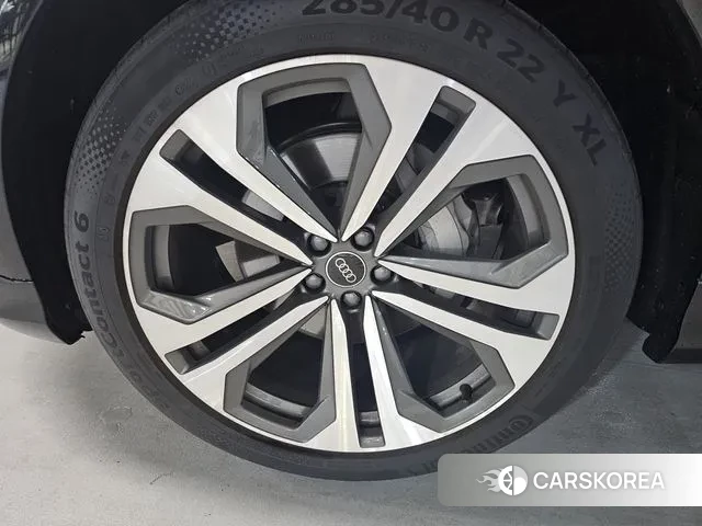 Audi Q8 (4M) id 3228922 из Кореи 7