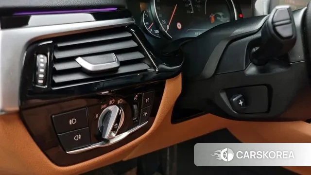 BMW 5 Series (G30) id 2903013 из Кореи 7