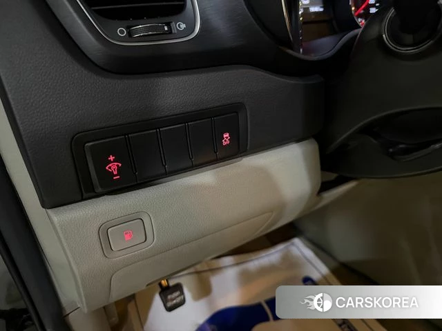 Kia The New Carnival id 4776432 из Кореи 7