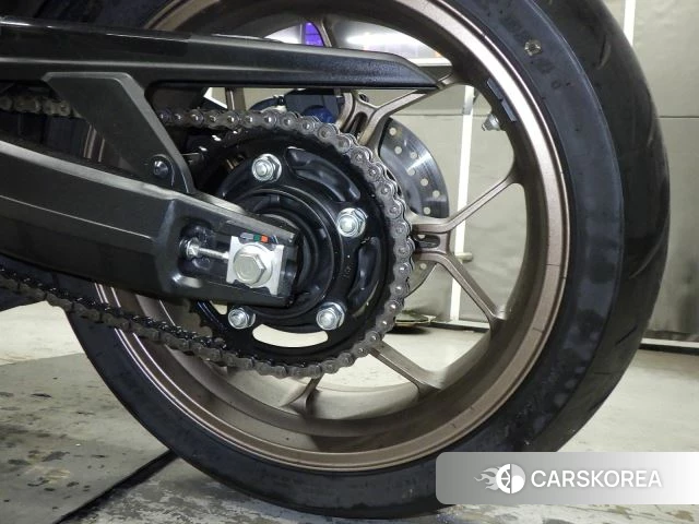 Проданный Honda CB650R id 3997936 из Японии, фото 7