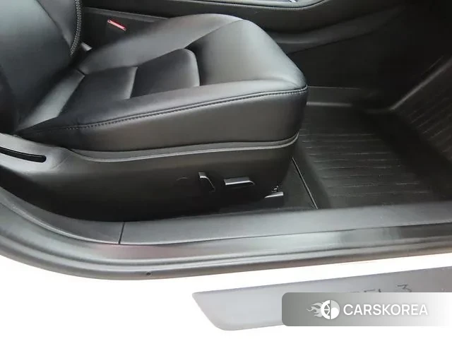 Tesla Model 3 id 3289197 из Кореи 7