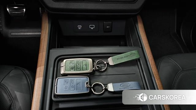 Land Rover Defender (L663) id 3891233 из Кореи 7