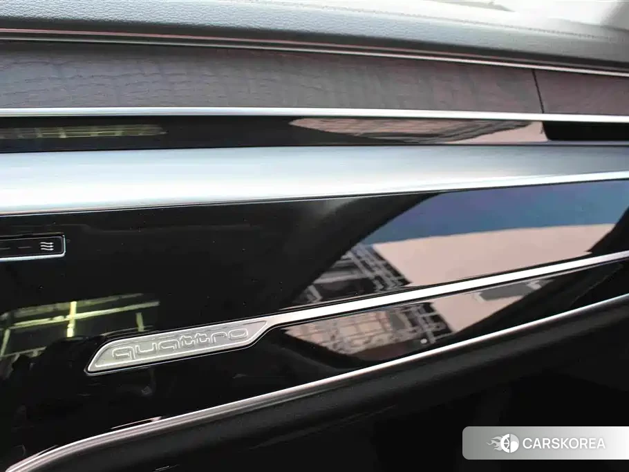 Audi A8 id 4679929 из Китая 7